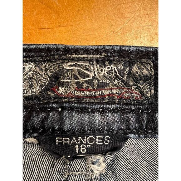 Silver Jeans Frances 18" womens size 28 x 33 distressed bootcut dark wash (3327) - Picture 7 of 9